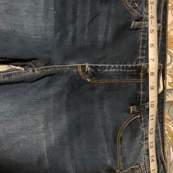 KENSIE CROPPED STRAIGHT LEG JEANS - Picture 6 of 7